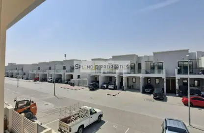 تاون هاوس - 2 غرف نوم - 3 حمامات للايجار في روكان 3 - دبي لاند - دبي