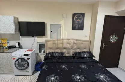 Apartment - Studio - 1 Bathroom for rent in Orient Tower 1 - Orient Towers - Al Bustan - Ajman