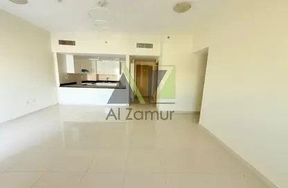 شقة - 2 غرف نوم - 3 حمامات للايجار في بروفايل ريزيدنس - مدينة دبي الرياضية - دبي