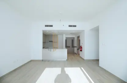 Apartment - 2 Bedrooms - 2 Bathrooms for rent in Waters Edge - Yas Island - Abu Dhabi