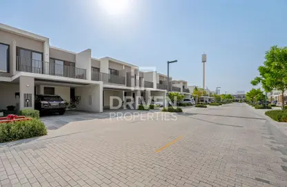 Townhouse - 3 Bedrooms - 4 Bathrooms for rent in Elan - Tilal Al Ghaf - Dubai