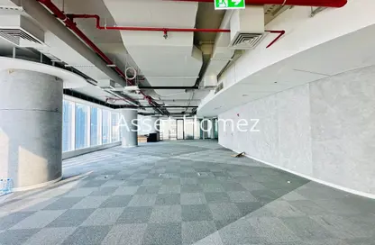 Office Space - Studio - 3 Bathrooms for rent in The Bay Gate - Business Bay - Dubai Office Space - Studio - 3 Bathrooms for rent in The Bay Gate - Business Bay - Dubai