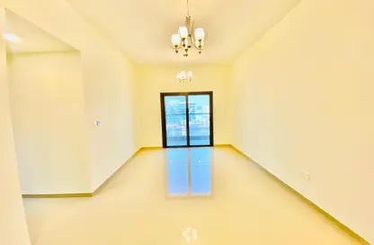 Apartment - 2 Bedrooms - 3 Bathrooms for rent in Jumeirah Garden City - Al Satwa - Dubai