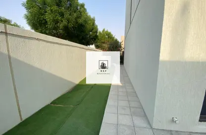 Townhouse - 2 Bedrooms - 3 Bathrooms for rent in Nasma Residence - Al Tai - Sharjah