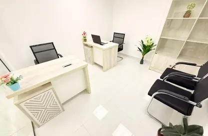 Office Space - Studio - 1 Bathroom for rent in Silver Home Building - Hor Al Anz - Deira - Dubai