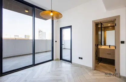 Apartment - 2 Bedrooms - 2 Bathrooms for rent in Empire Residence - Jumeirah Village Circle - Dubai