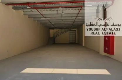 مستودع - استوديو - 2 حمامات للايجار في 18 المنطقة الصناعية رقم - المنطقة الصناعية بالشارقة - الشارقة