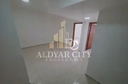 Apartment - 2 Bedrooms - 1 Bathroom for rent in Ajman Corniche Residences - Ajman Corniche Road - Ajman