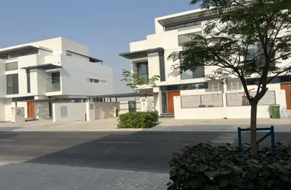 فيلا - 4 غرف نوم - 5 حمامات للبيع في جزيرة الشمس - مدينة أجمل مكان - مدينة الواجهة المائية لإمارة الشارقة - الشارقة