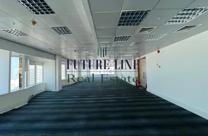 Full Floor - Studio for rent in Sheikh Zayed Road - Dubai