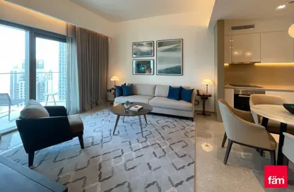 Living / Dining Room image for: Apartment - 1 Bedroom - 2 Bathrooms for rent in Address Harbour Point Tower 1 - Address Harbour Point - Dubai Creek Harbour (The Lagoons) - Dubai, Image 1