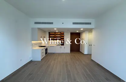 شقة - غرفة نوم - 1 حمام للايجار في هولاند جاردنز - تاون سكوير - دبي شقة - غرفة نوم - 1 حمام للايجار في هولاند جاردنز - تاون سكوير - دبي