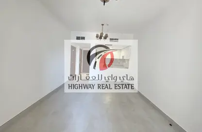 Apartment - 1 Bedroom - 2 Bathrooms for rent in Al Mamzar - Deira - Dubai