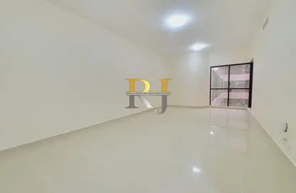 Apartment - 2 Bedrooms - 2 Bathrooms for rent in Golden Sands 9 - Mankhool - Bur Dubai - Dubai