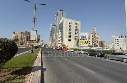 Apartment - 2 Bedrooms - 2 Bathrooms for rent in Corniche Tower - Ajman Corniche Road - Ajman