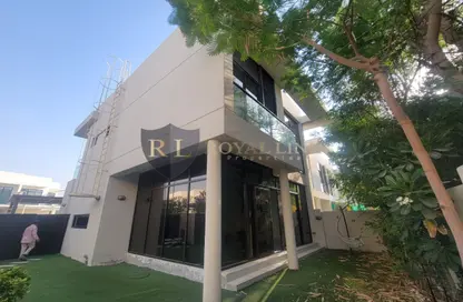 Villa - 4 Bedrooms - 5 Bathrooms for rent in Rochester - DAMAC Hills - Dubai