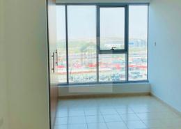 صورةغرفة فارغة لـ: Studio - 1 حمام للكراء في سكاي كورتس تاور C - أبراج سكاي كورتس - دبي لاند - دبي, صورة 1