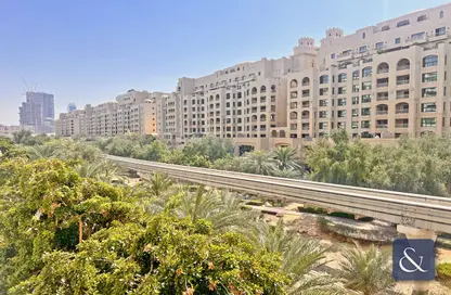 Outdoor Building image for: Apartment - 2 Bedrooms - 4 Bathrooms for rent in Al Shahla - Shoreline Apartments - Palm Jumeirah - Dubai, Image 1