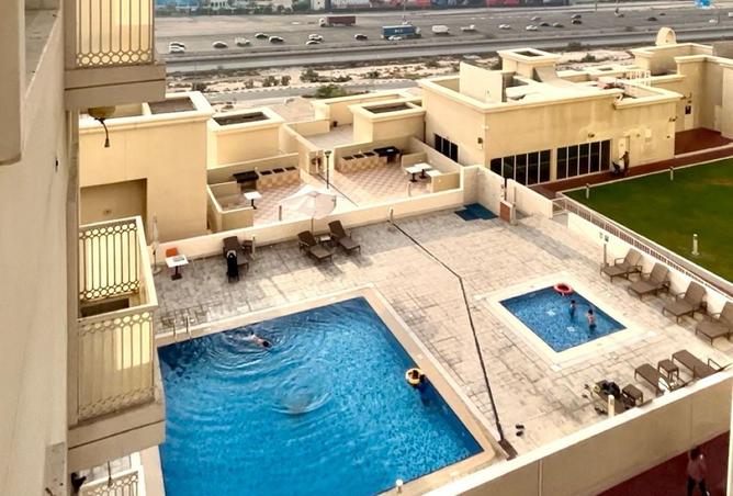 Fully Furnished 2-Bedroom | Low Floor