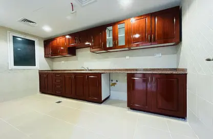 Apartment - 2 Bedrooms - 3 Bathrooms for rent in Burj Al Yaqout - Danet Abu Dhabi - Abu Dhabi