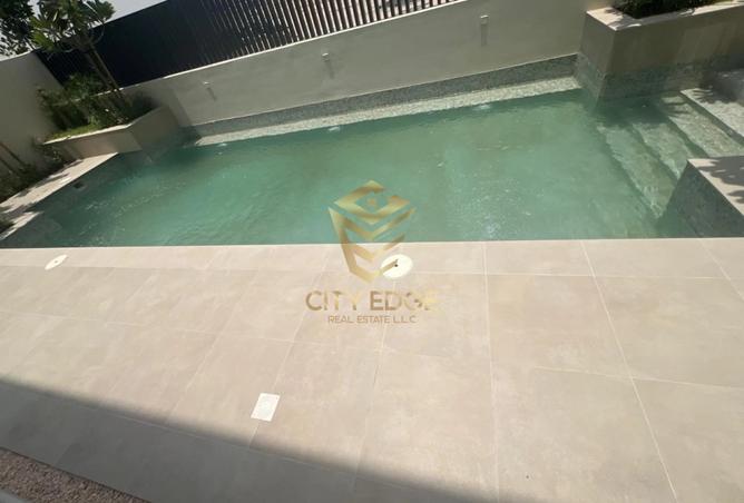 15371526 - Property Image 2