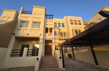 Villa - 5 Bedrooms - 6 Bathrooms for rent in Al Nahyan - Abu Dhabi