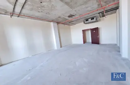Office Space - Studio for sale in Cambridge Business Centre - Dubai Silicon Oasis - Dubai