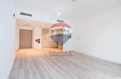 Apartment - 1 Bedroom - 1 Bathroom for rent in Waters Edge - Yas Island - Abu Dhabi