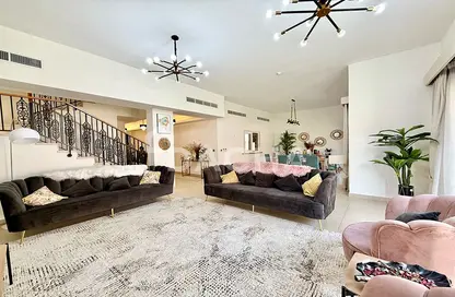 Villa - 4 Bedrooms - 5 Bathrooms for rent in Nad Al Sheba Villas - Nad Al Sheba 3 - Nad Al Sheba - Dubai