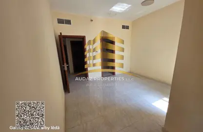 Apartment - 2 Bedrooms - 2 Bathrooms for rent in Al Jurf 2 - Al Jurf - Ajman Downtown - Ajman