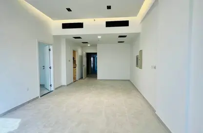 Apartment - 1 Bedroom - 2 Bathrooms for rent in Al Amir Abdullah Building - Al Warsan 4 - Al Warsan - Dubai Apartment - 1 Bedroom - 2 Bathrooms for rent in Al Amir Abdullah Building - Al Warsan 4 - Al Warsan - Dubai