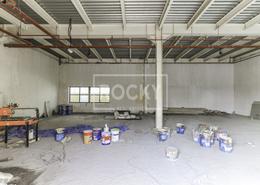 صورةموقف سيارات لـ: محل للكراء في راس الخور الصناعية 1 - راس الخور الصناعية - راس الخور - دبي, صورة 1