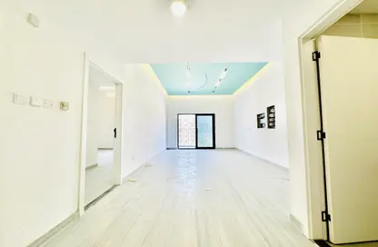 Apartment - 1 Bedroom - 2 Bathrooms for rent in Al Warsan 4 - Al Warsan - Dubai