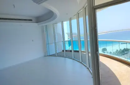 Apartment - 3 Bedrooms - 4 Bathrooms for rent in Bel Ghailam Tower - Corniche Road - Abu Dhabi