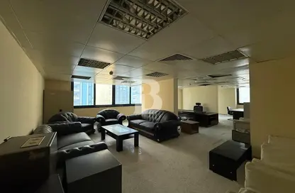 مكتب - استوديو للايجار في شارع خليفة - أبوظبي مكتب - استوديو للايجار في شارع خليفة - أبوظبي