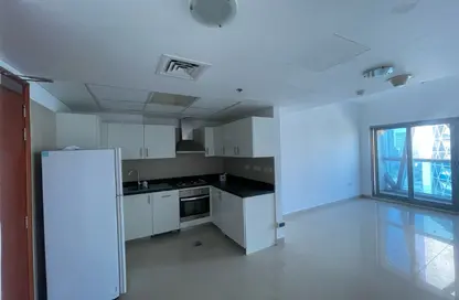 Apartment - 1 Bedroom - 2 Bathrooms for rent in Park Tower B - Park Towers - DIFC - Dubai