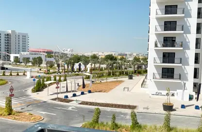 Apartment - 2 Bedrooms - 2 Bathrooms for sale in Waters Edge - Yas Island - Abu Dhabi
