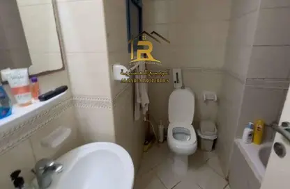 Bathroom image for: Apartment - 1 Bedroom - 2 Bathrooms for sale in Al Khor Tower A0 - Al Khor Towers - Ajman Downtown - Ajman, Image 1