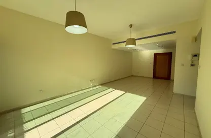 شقة - غرفة نوم - 2 حمامات للايجار في الأرتا - 3 - الأرتا - جرينز - دبي