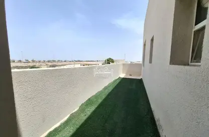 شقة - 3 غرف نوم - 3 حمامات للايجار في الشوامخ - أبوظبي
