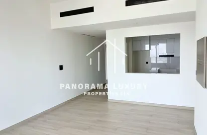 Apartment - 2 Bedrooms - 2 Bathrooms for rent in Binghatti Heights - Jumeirah Village Circle - Dubai