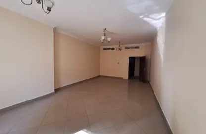 شقة - 3 غرف نوم - 3 حمامات للبيع في التعاون - الشارقة
