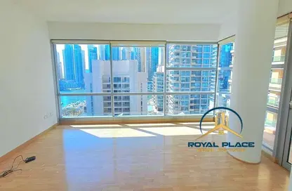 Apartment - 3 Bedrooms - 5 Bathrooms for rent in La Riviera - Dubai Marina - Dubai