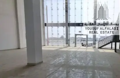 صالة عرض - استوديو - 2 حمامات للايجار في الجرف الصناعية 2 - الجرف الصناعية - عجمان