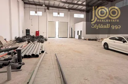 مستودع - استوديو - 1 حمام للايجار في أم الثعوب - أم القيوين