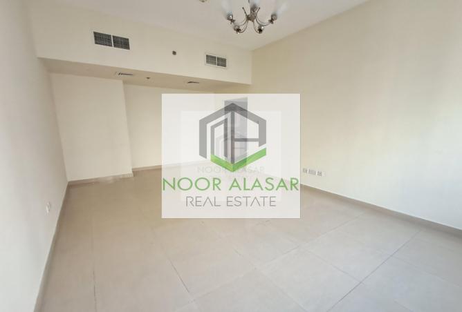 12673312 - Property Image 2
