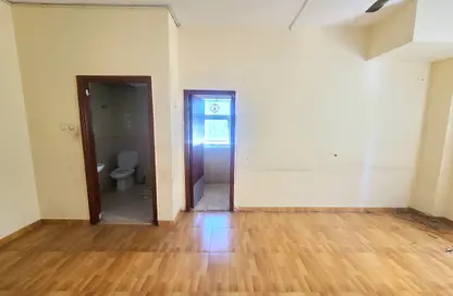 Apartment - Studio - 1 Bathroom for rent in Fire Station Road - Muwaileh - Sharjah