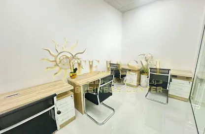 Office Space - Studio - 1 Bathroom for rent in Red Avenue - Al Garhoud - Dubai Office Space - Studio - 1 Bathroom for rent in Red Avenue - Al Garhoud - Dubai