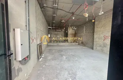 Retail - Studio - 1 Bathroom for rent in JVC007 - Jumeirah Village Circle - Dubai