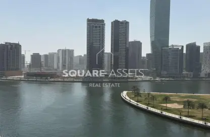 Apartment - 1 Bedroom - 2 Bathrooms for sale in Bay's Edge - Business Bay - Dubai